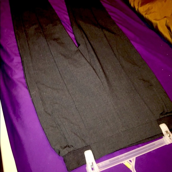 Great Grey Dress Pants 👖 - Picture 3 of 6